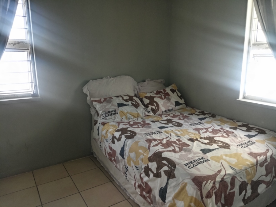 To Let 2 Bedroom Property for Rent in Woodlands Western Cape